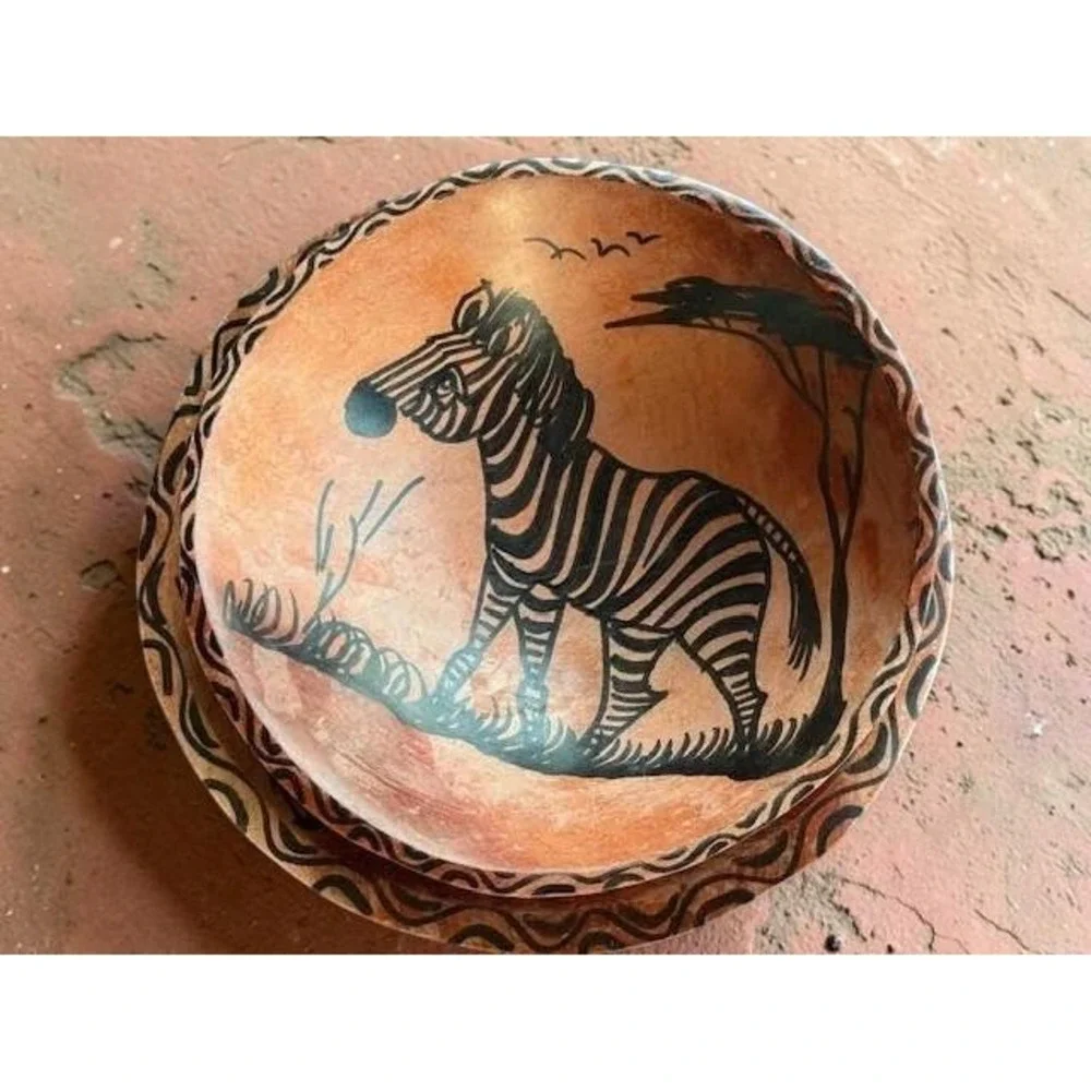 Exotic Carved & Painted Wooden African Bowls Elephant, Giraffe, Lion, & Zebra
